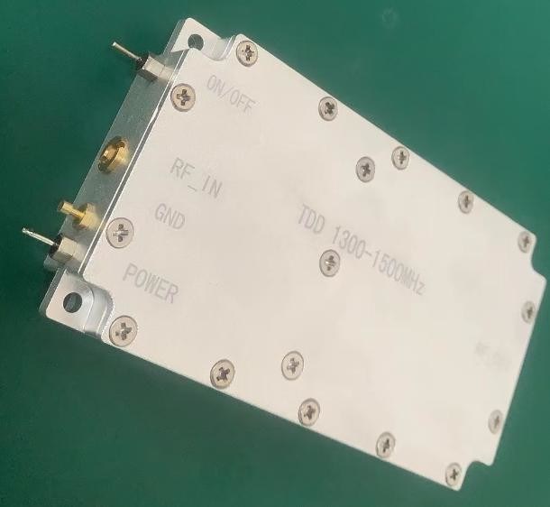 High Gain LTE Power Amplifier 1350M 1450M 5W Low Noise Figure Compact size