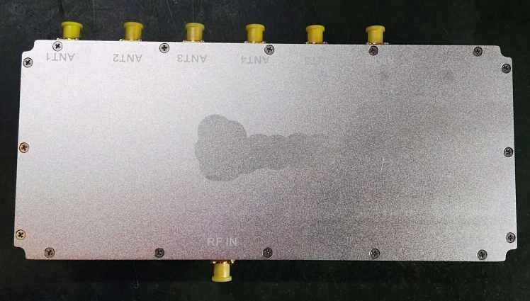 2400M To 2483MHz 6 Way Power Divider Module With External Antennas